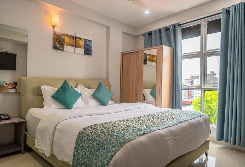 اتاق استاندارد با تخت بزرگ, Tour Inn