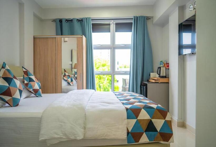 اتاق استاندارد با تخت بزرگ, Tour Inn