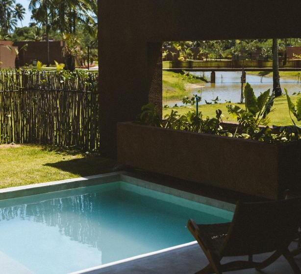 Suite with lake view, Mahré Hotel & Spa