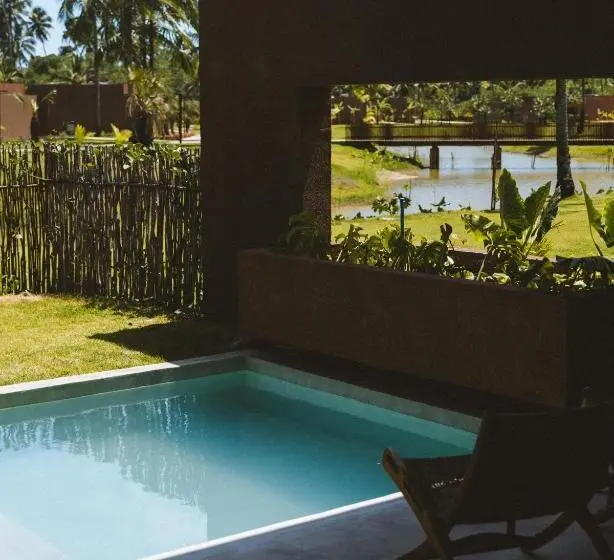 Suite with lake view, Mahré Hotel & Spa