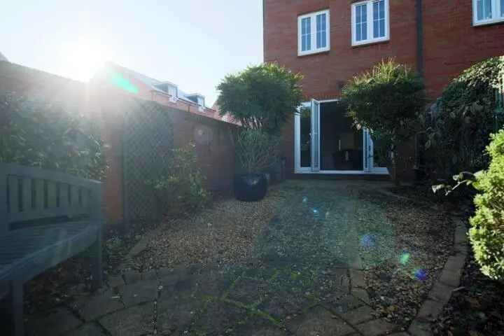 Talo 1 Makuuhuone, 4 Br | Free Parking | Garden