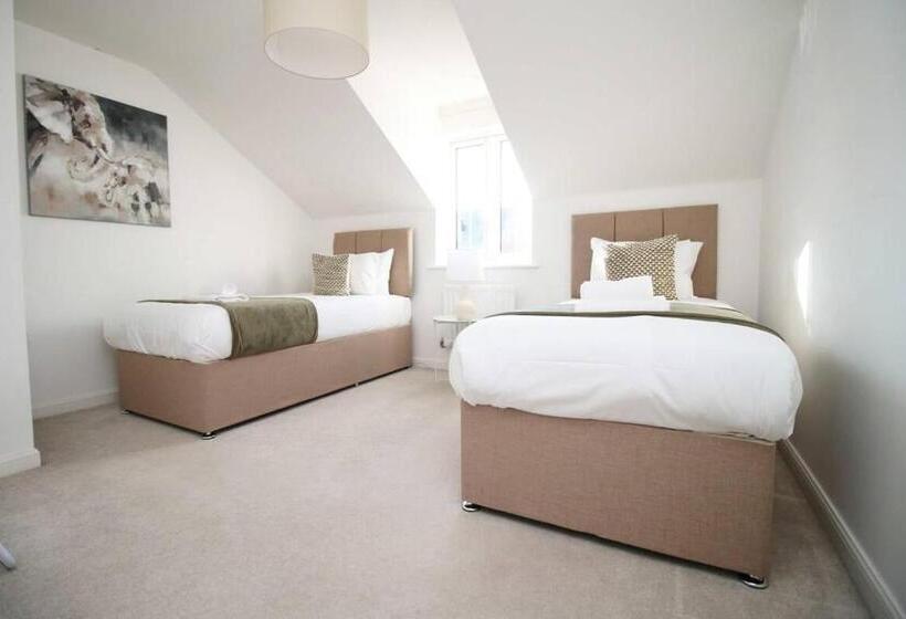 Дом 1 Спальня, 4 Br | Free Parking | Garden