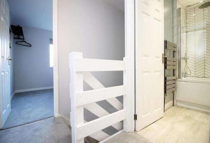 Дом 1 Спальня, Cohost Partners: Perfect Retreat In Bristol