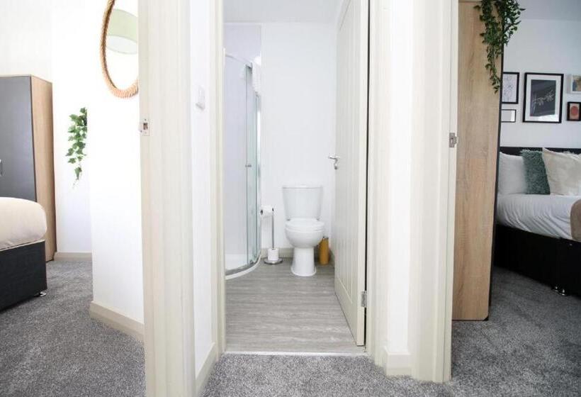 בית, חדר שינה 1, Old Market House