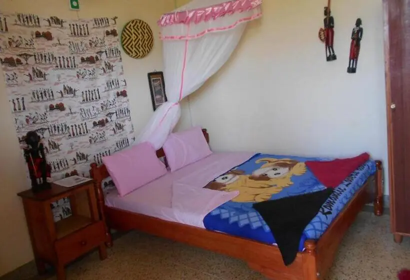 اتاق استاندارد, Voi Lutheran Guesthouse
