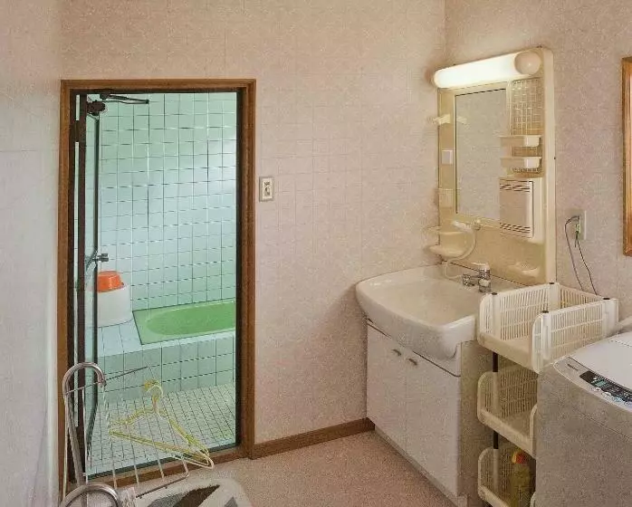 ３ベッドルームハウス, Dormitory Sandanya Guest House