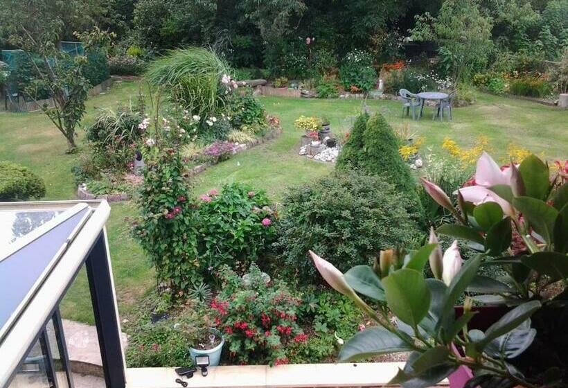 Номер Стандарт Вид на Сад, Chez Catherine Chaumière Normande