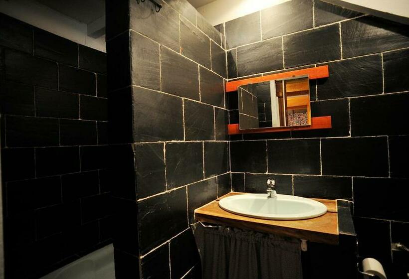 חדר סטנדרט, Château De La Chasseguerre