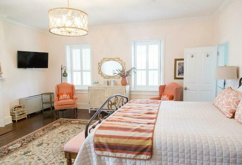 Студио Стандарт Кровать Кинг, Inn At Evergreen
