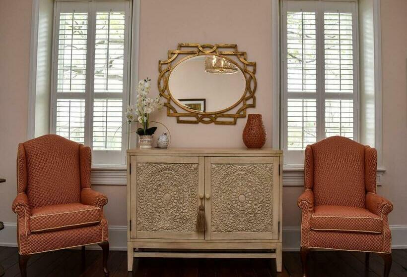 带大床的标准工作室, Inn At Evergreen