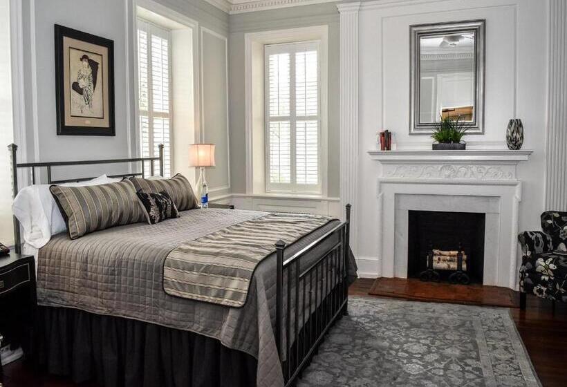 带大床的标准间, Inn At Evergreen