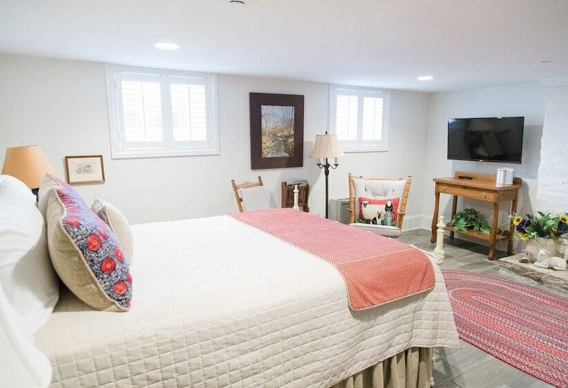 标准间, Inn At Evergreen