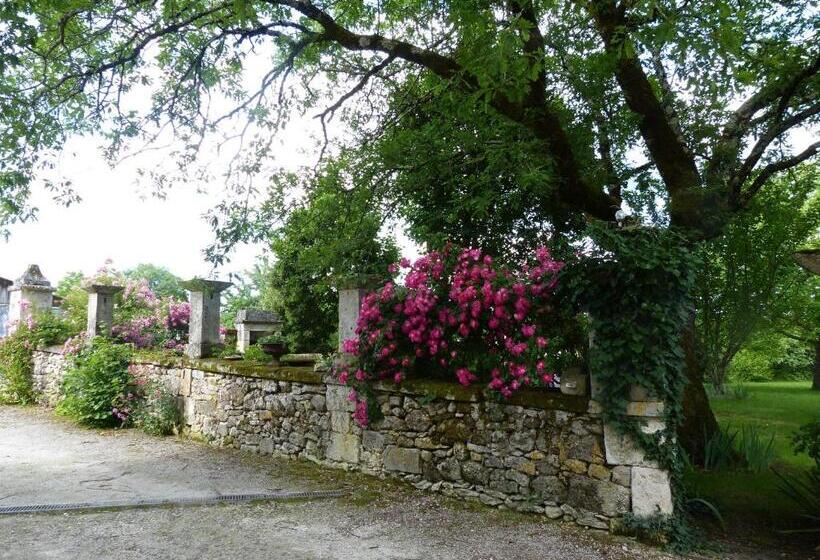 Семейное Студио, L Echappée Belle Périgord