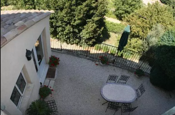 バスタブ付きスタンダードルーム, Les Cabanes En Provence