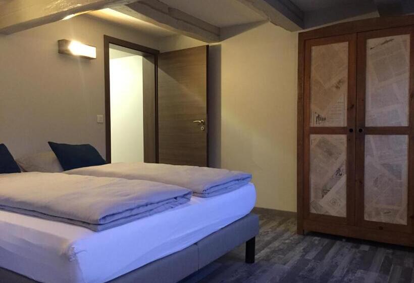 جناح, L’été En Novembre