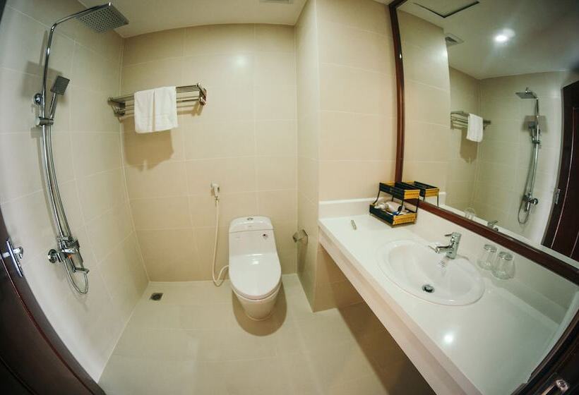 اتاق سوپریور با چشم‌انداز شهر, Gem