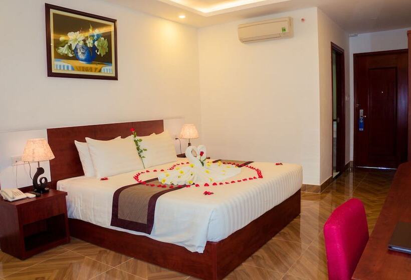 اتاق سوپریور با چشم‌انداز شهر, Gem