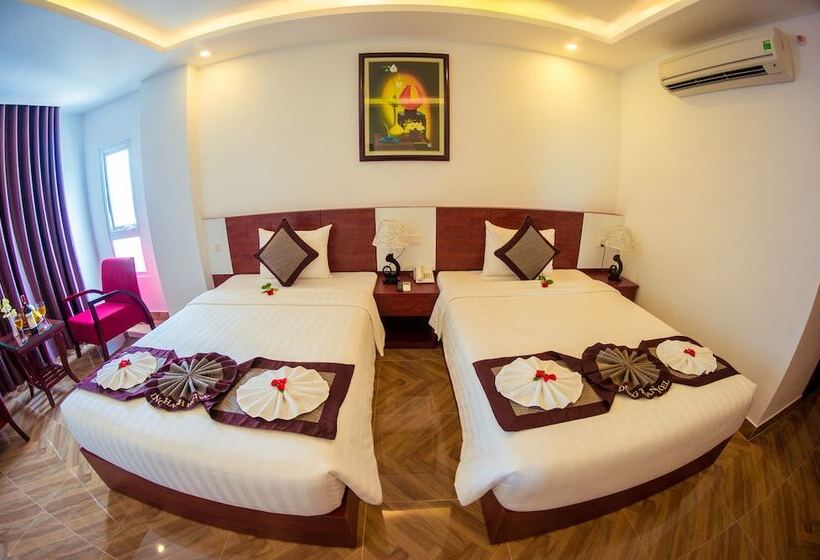 اتاق سوپریور با چشم‌انداز شهر, Gem