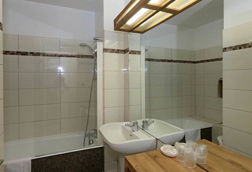 חדר סטנדרט, Hôtel La Randonnée