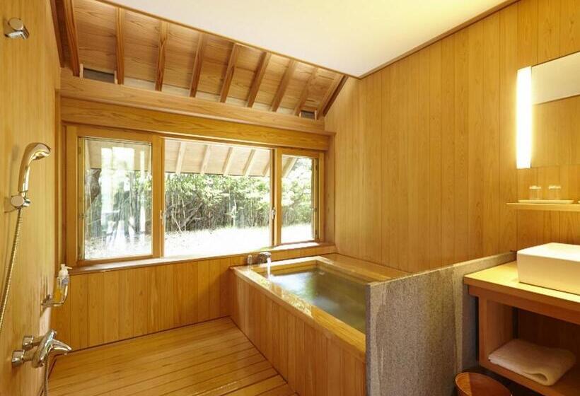 复式房间, Numazu Club