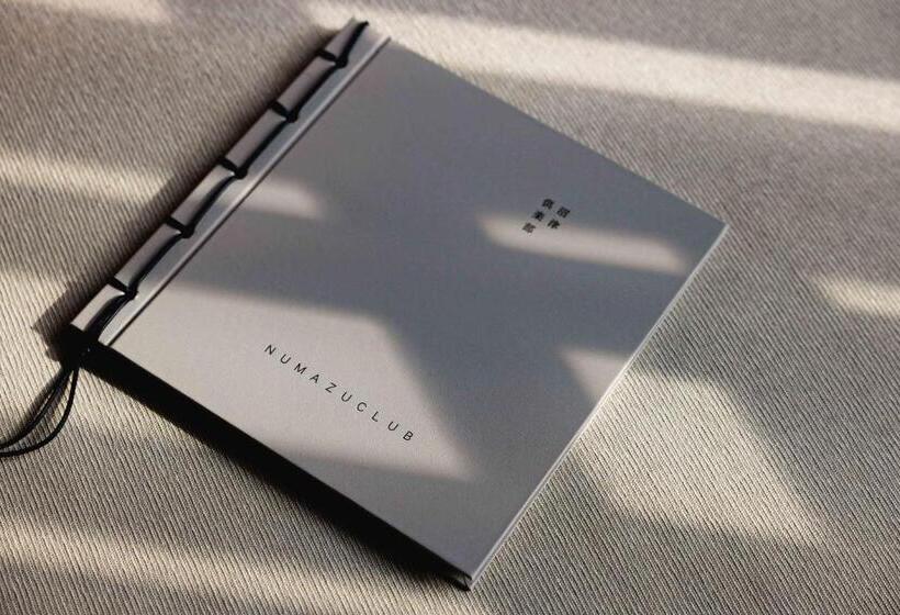 复式房间, Numazu Club