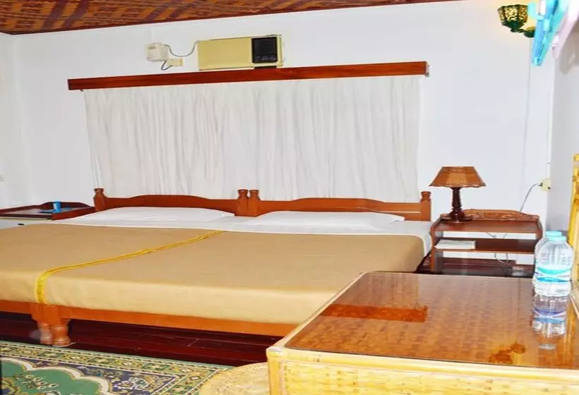 اتاق استاندارد, Thurizza