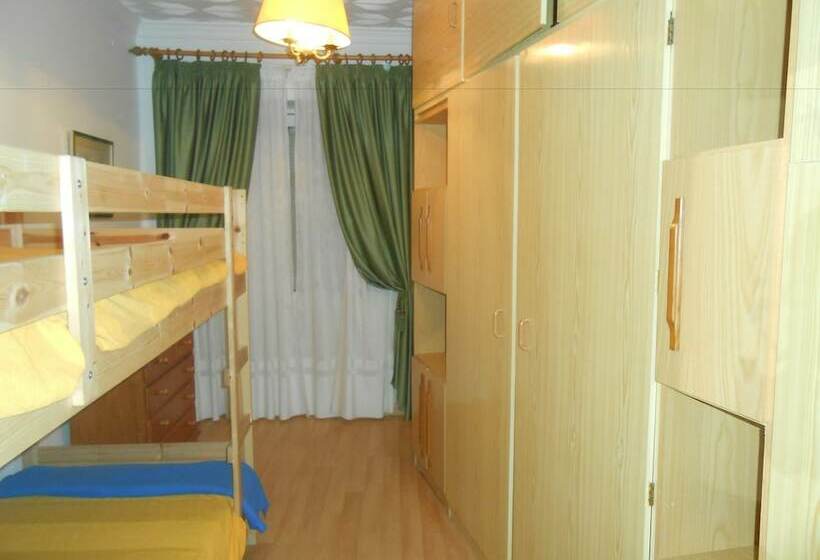 חדר מוזל מקלחת משותפת, Casa Duende Del Tajo