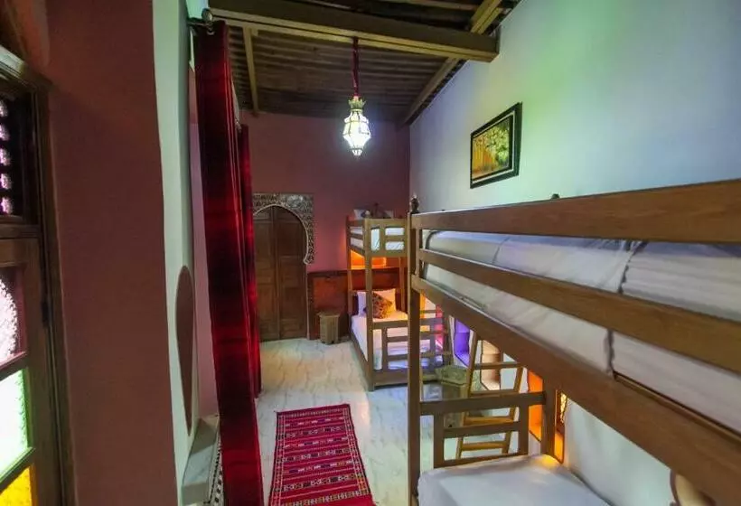 سوییت خانوادگی, Riad Dar Mansoura