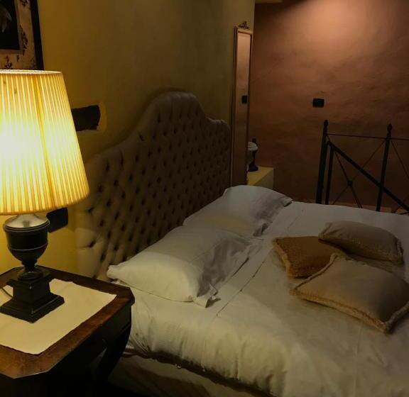 Номер Дюплекс, Dimora I Manichei