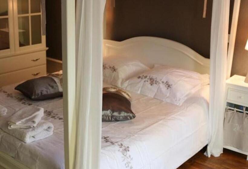 基本间, Le Corrigot