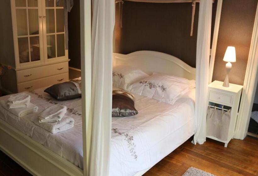 基本间, Le Corrigot