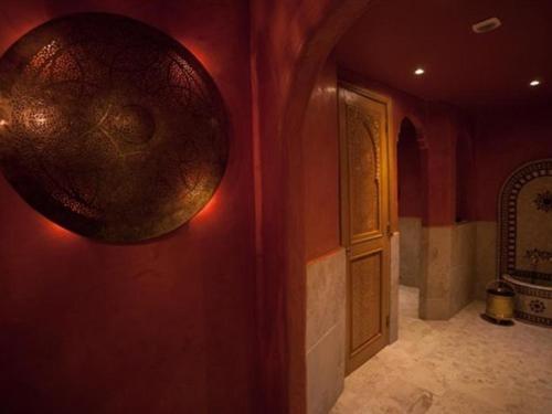 标准间, Le Corrigot