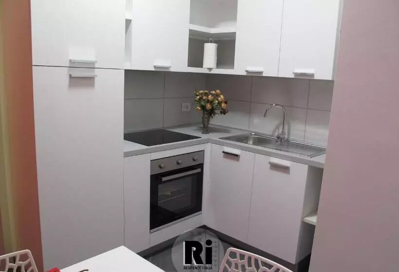 آپارتمان لوکس 1 خوابه, Residenze Italia