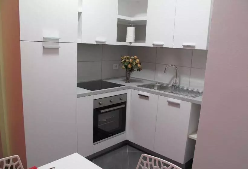آپارتمان لوکس 1 خوابه, Residenze Italia