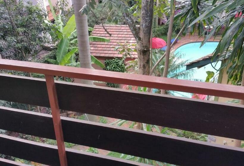 استودیوی لوکس, Woodmere Grand Hotel & Serviced Apartments