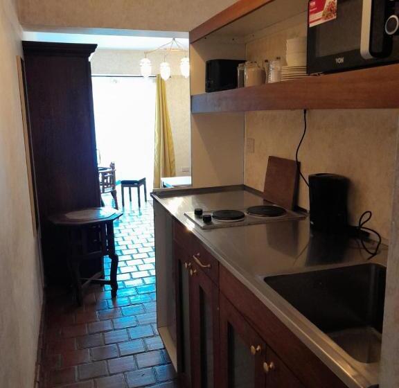 استودیوی لوکس, Woodmere Grand Hotel & Serviced Apartments