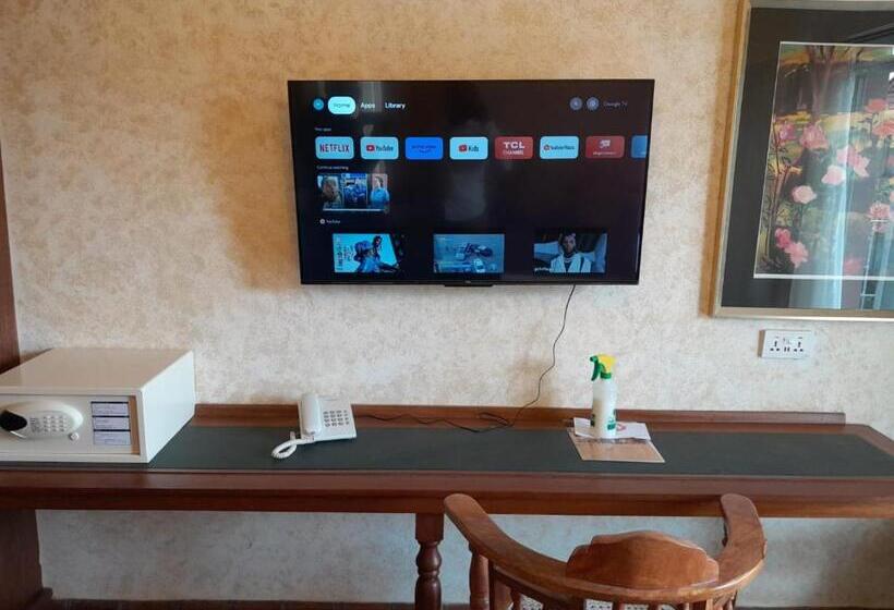 استودیوی لوکس, Woodmere Grand Hotel & Serviced Apartments