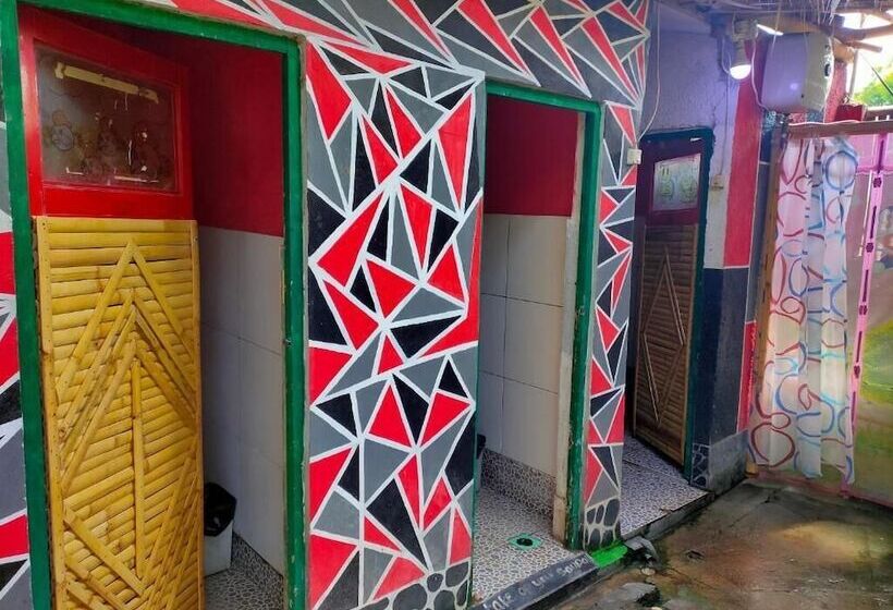 Кровать в Общей Комнате, Fantastic Bnb
