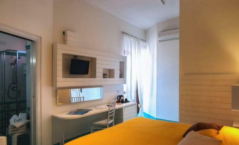 스탠다드 룸 바다 전망, La Sciabica