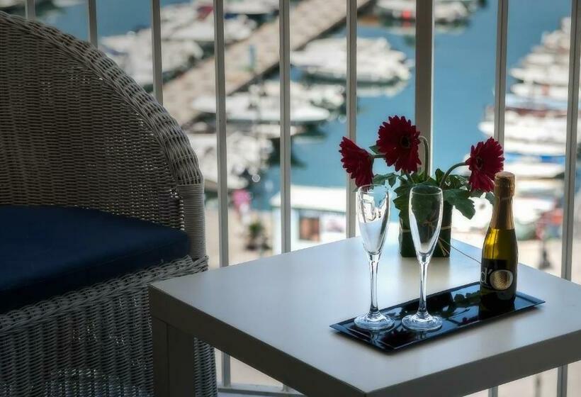 Triple Room Sea View, La Sciabica
