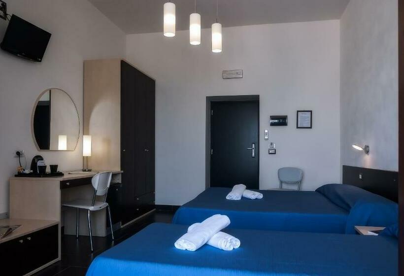 Triple Room Sea View, La Sciabica