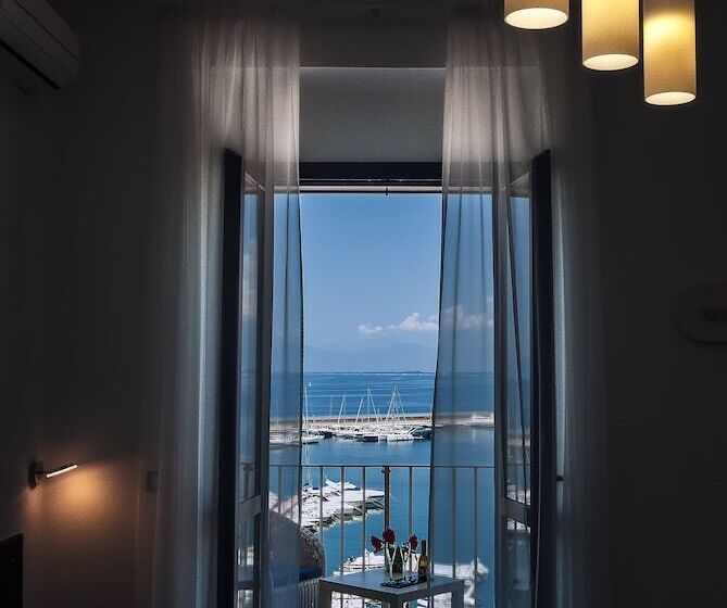 Triple Room Sea View, La Sciabica