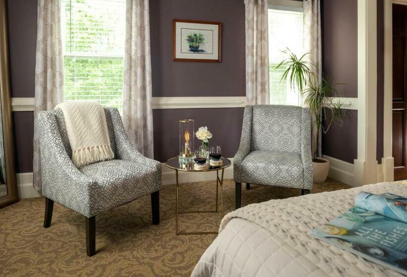 带大床的标准间, The Jacqueline House