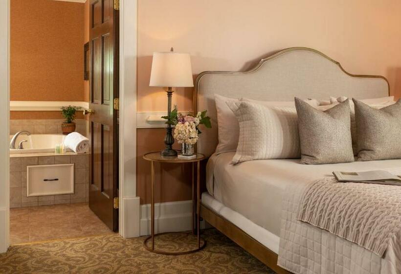 带大床的标准间, The Jacqueline House