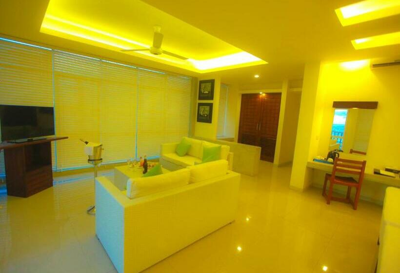 Люкс Повышенной Комфортности, Beacon Beach Hotel Negombo