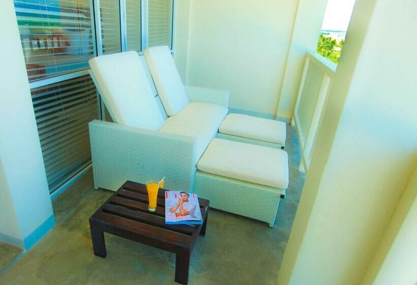 جناح ديلوكس, Beacon Beach Hotel Negombo