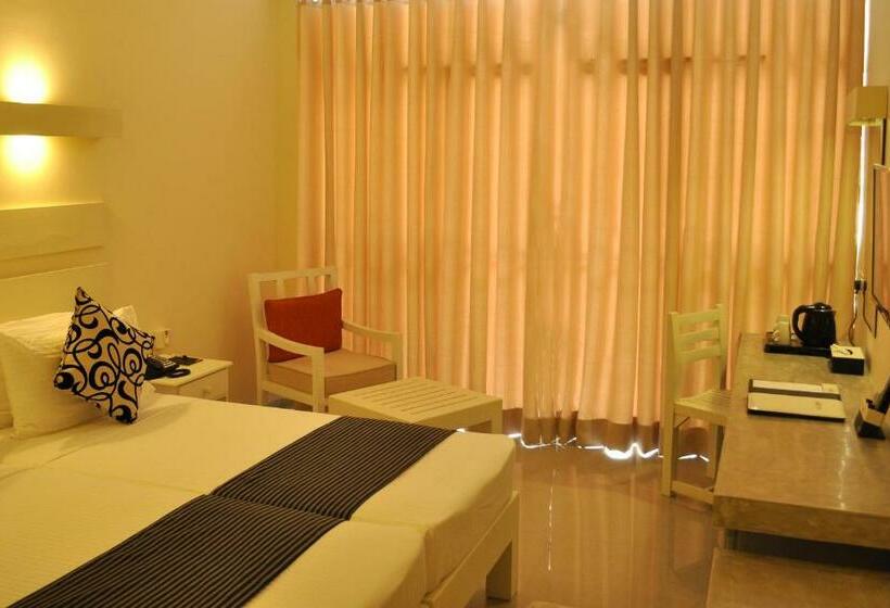 غرفة ديلوكس مطلّة علي البحر, Beacon Beach Hotel Negombo