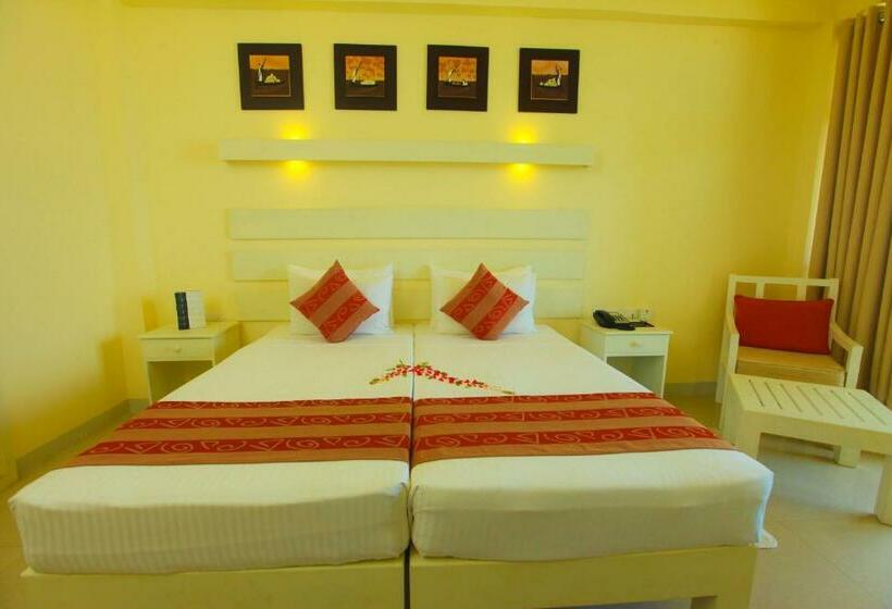 Номер Deluxe Вид на Море, Beacon Beach Hotel Negombo