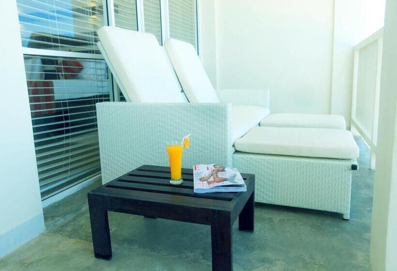 جناح ديلوكس, Beacon Beach Hotel Negombo