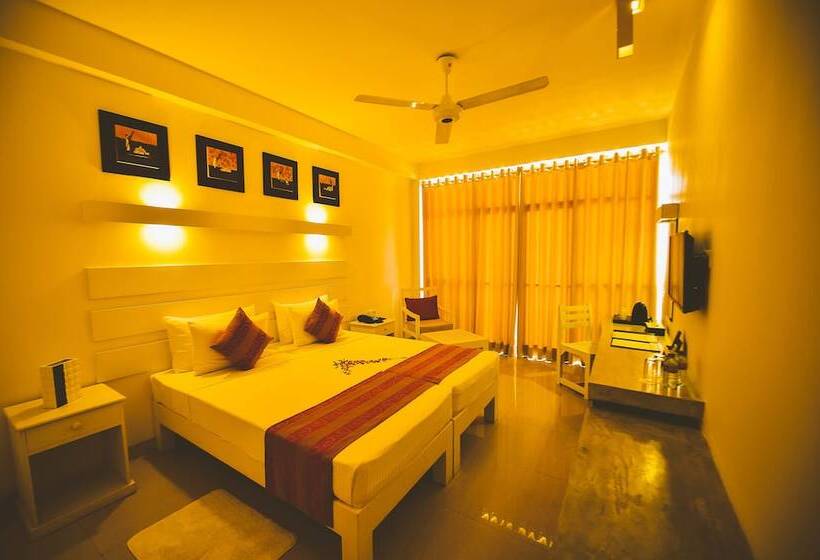 غرفة ديلوكس مطلة على المدينة, Beacon Beach Hotel Negombo